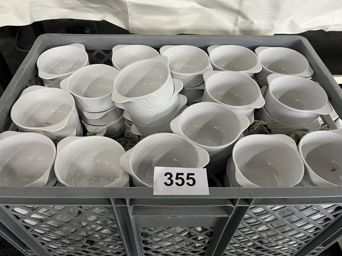 ca. 110 Stk. Suppentassen, einheitlich, weiß?d=2025-12-06 05:34:56