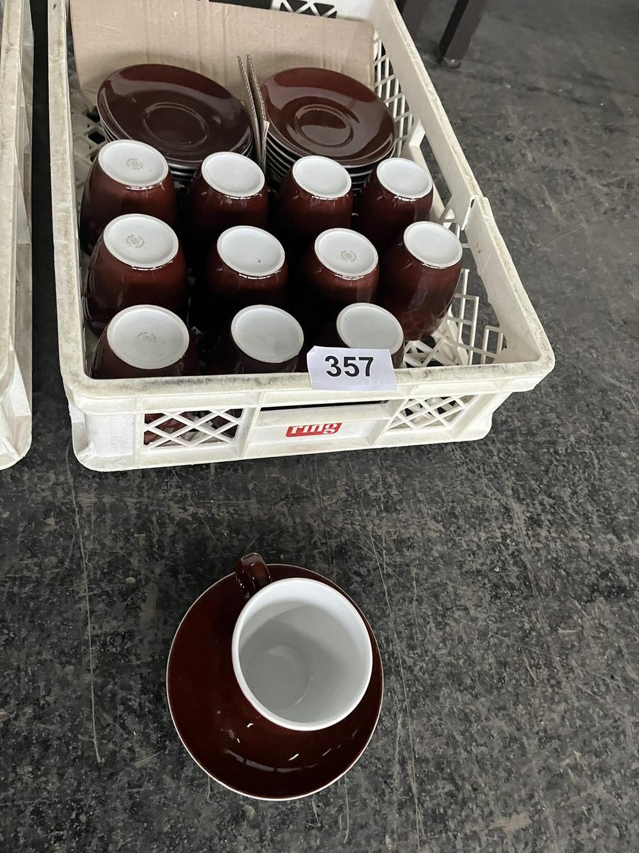 12teiliges Kaffee-Geschirr mit Untersetzer?d=2025-12-06 04:51:42