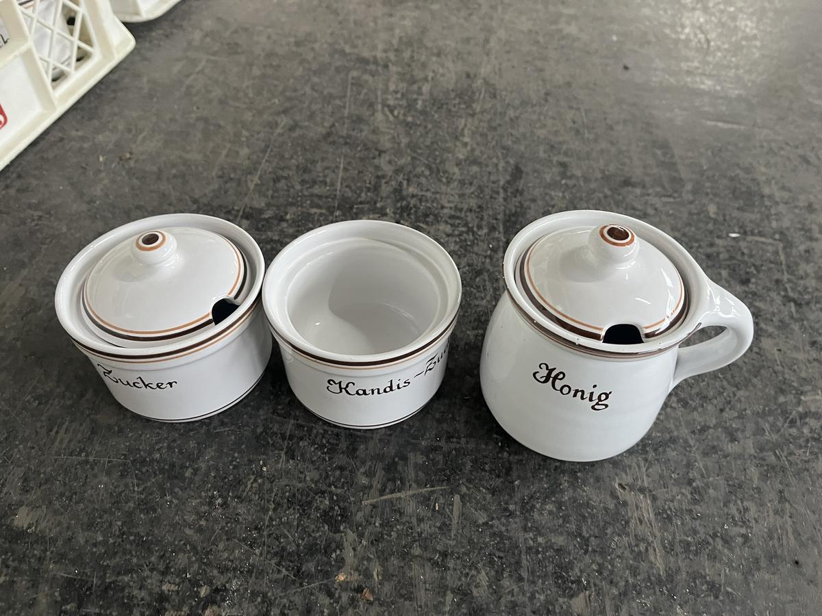 100teiliges Frühstück Set?d=2025-12-06 05:35:15