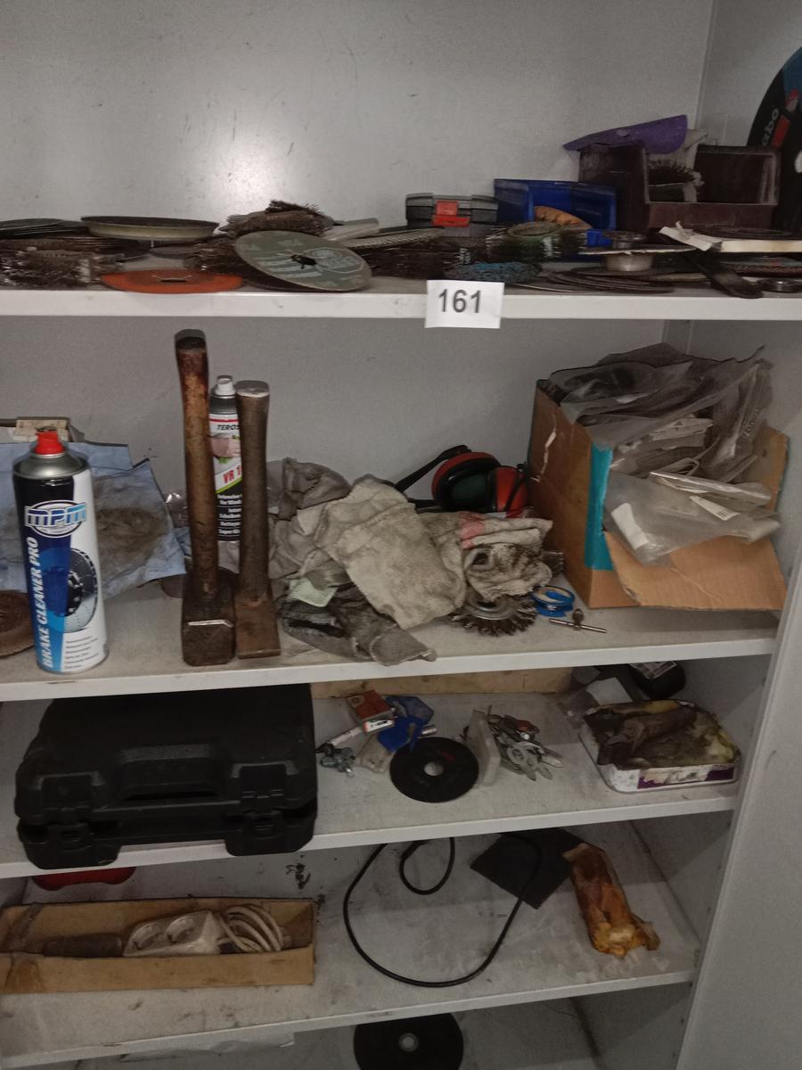 Schrankinhalt mit Flexscheiben und Zubehör?d=2025-12-06 05:37:49