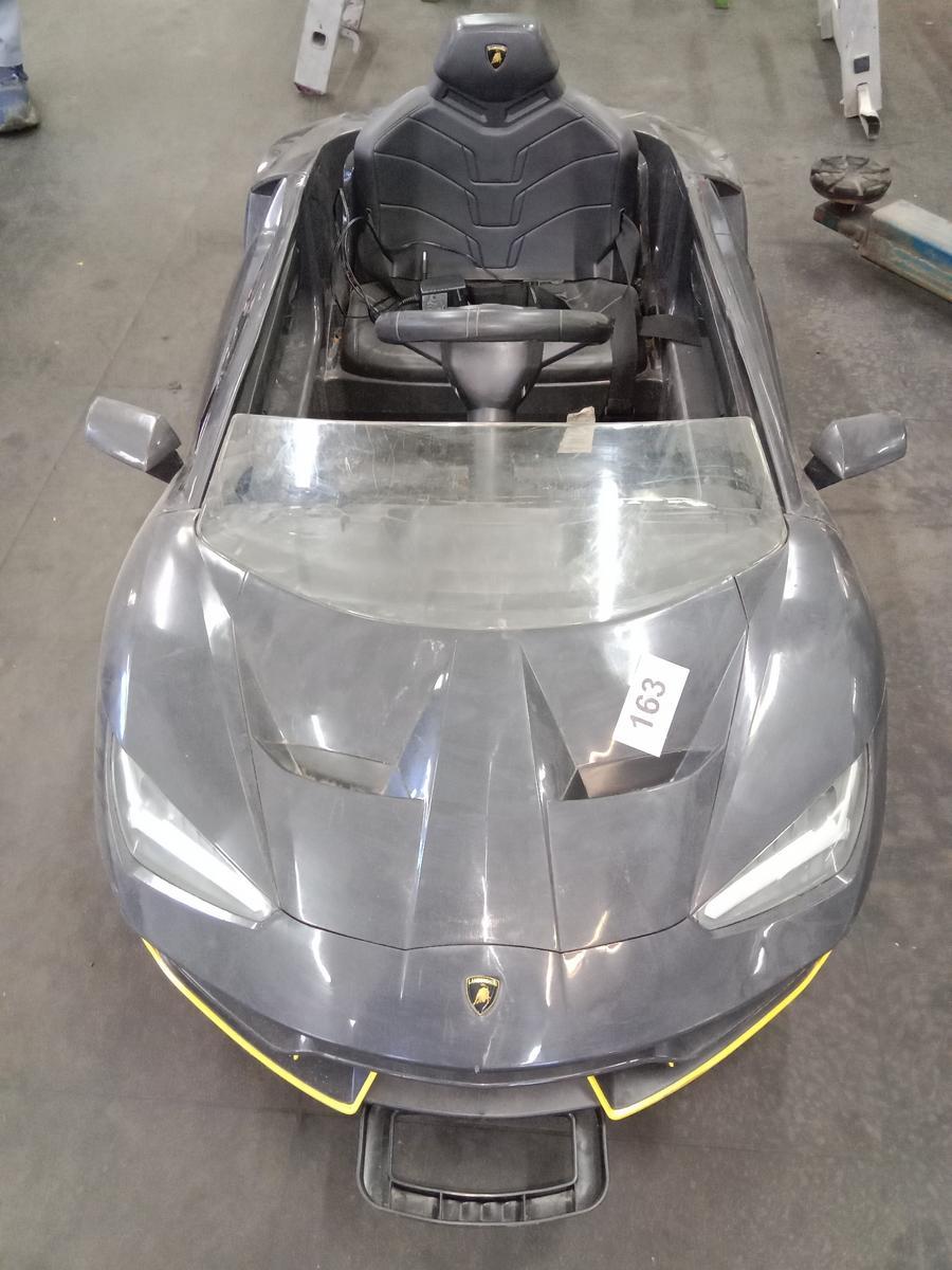 Lamborgini Elektro Kinderauto, Funktion fraglich?d=2025-12-06 07:19:49