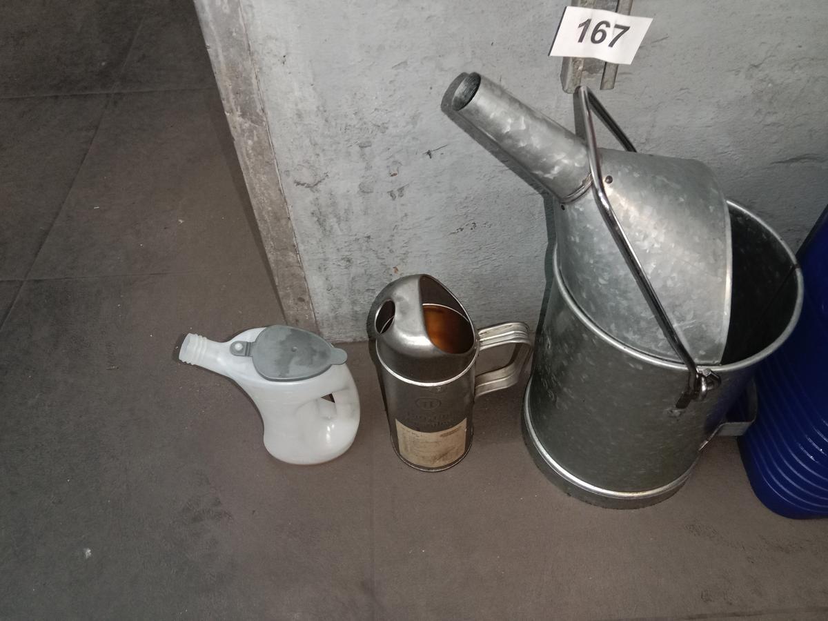 Posten Ölabfüllkannen in Blech?d=2025-12-06 07:19:51