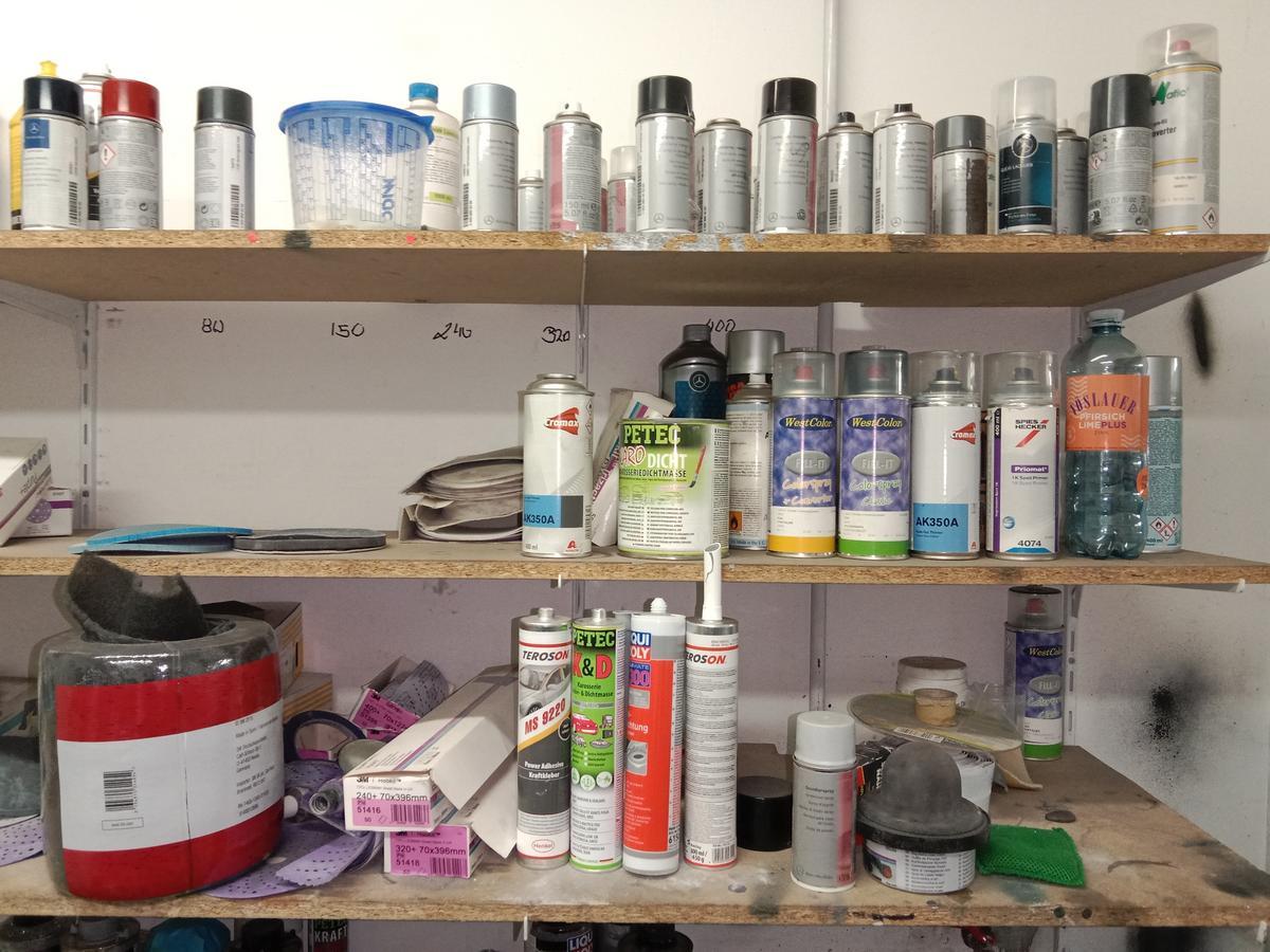 komplette Regalinhalt an Lacken,Unterbodenschutz,Teroson usw?d=2025-12-06 07:20:02
