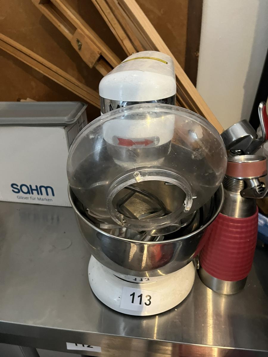 MAY WAY Mixer?d=2025-12-16 02:40:09