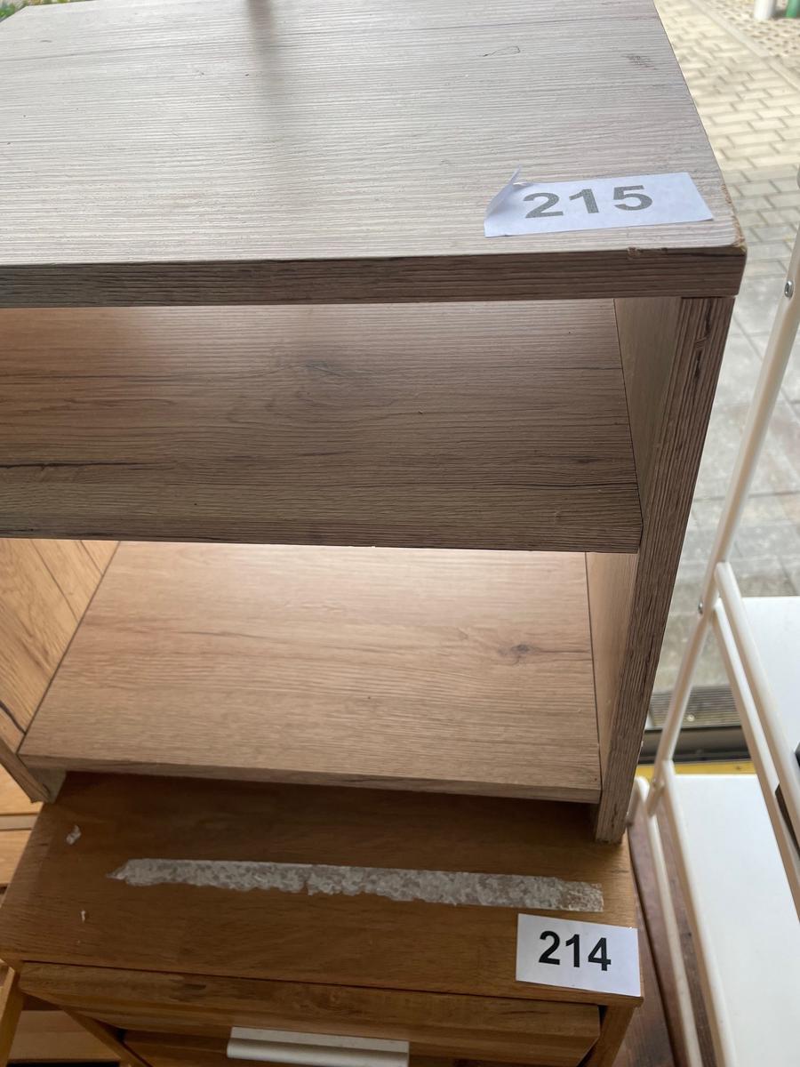 Beistelltisch, ca. 37x40x40cm?d=2025-12-16 11:18:52