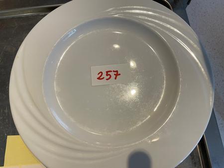 34 Stk. Teller weiß, DM 30cm 34 Stk. Teller weiß, DM 30cm