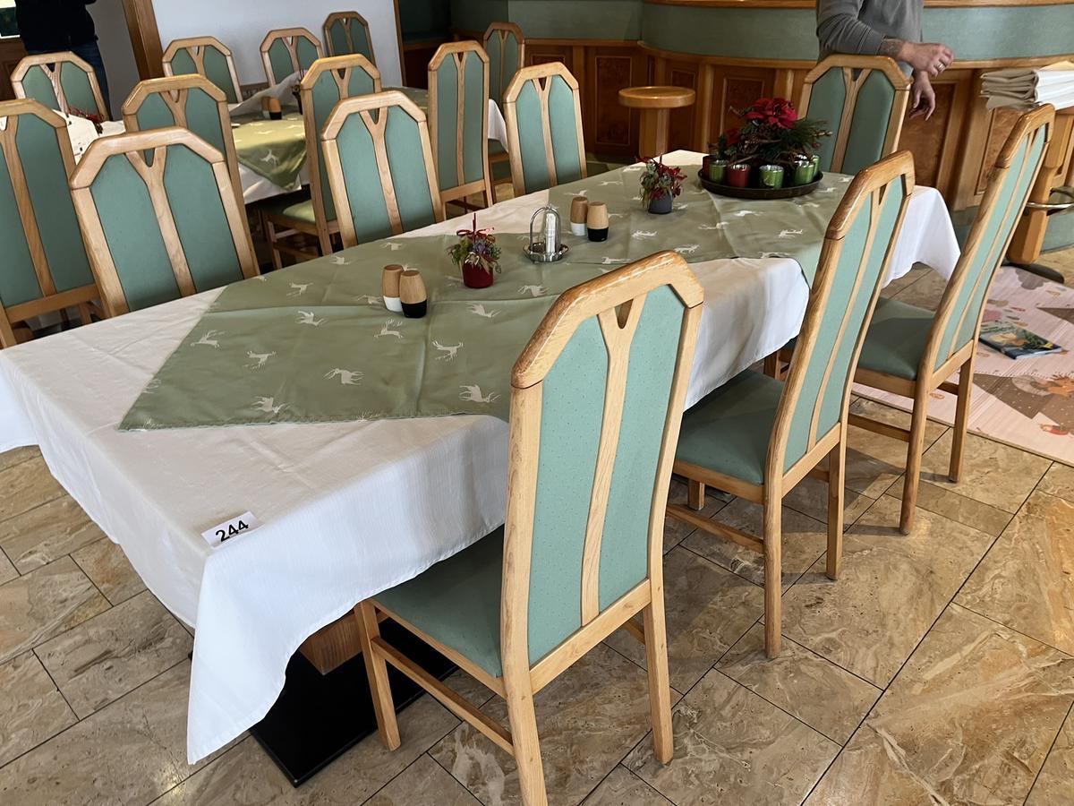 2 St&uuml;ck Gastrotische ca.   90/90 cm?d=2025-12-16 02:59:39