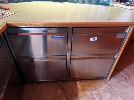 Edelstahl Kühlpult 4 Laden ca.115/85 cm - externe Kühlung Edelstahl Kühlpult 4 Laden ca.115/85 cm - externe Kühlung