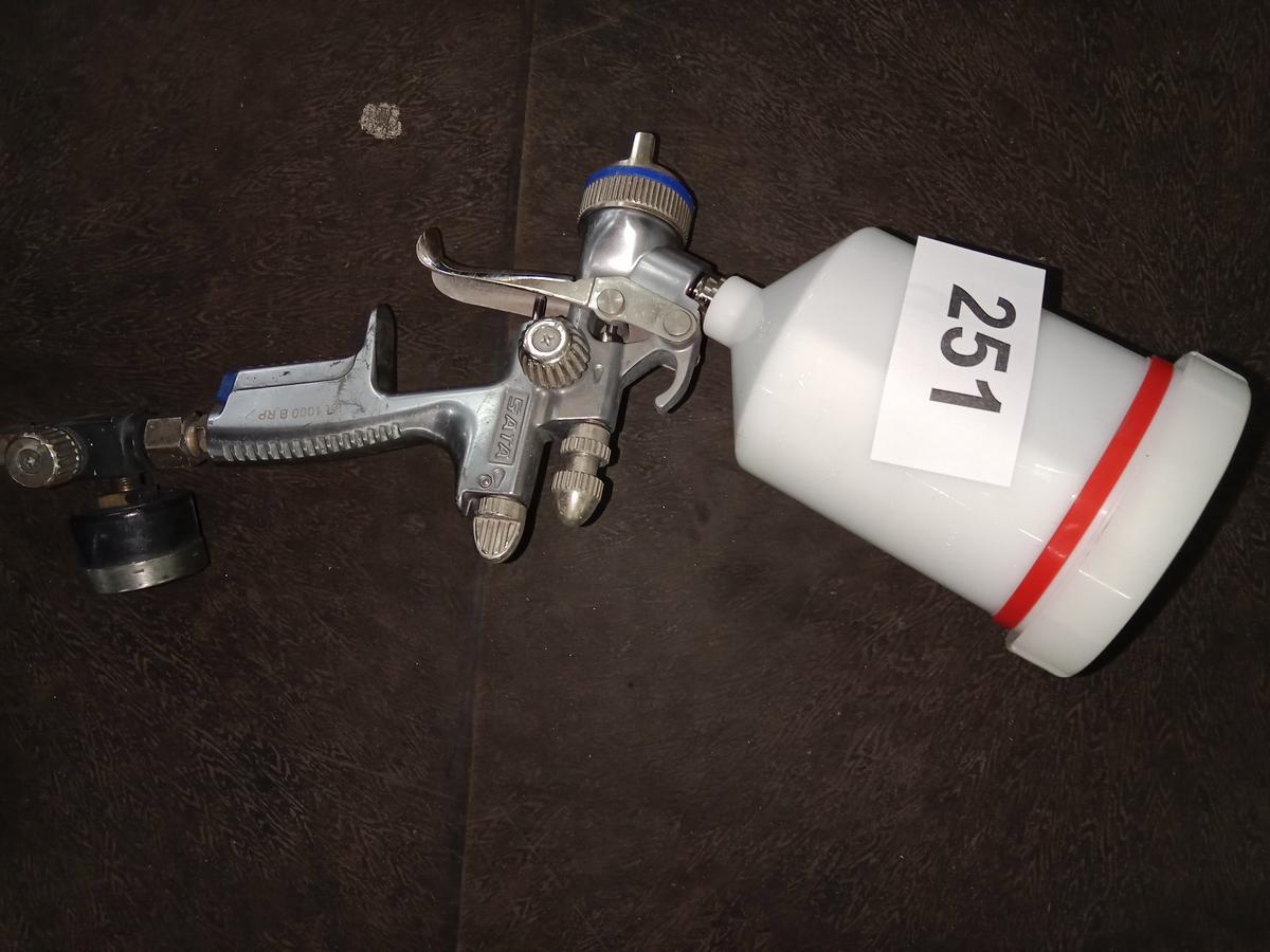 SATA Lackierspritzpistole?d=2025-12-18 23:09:43