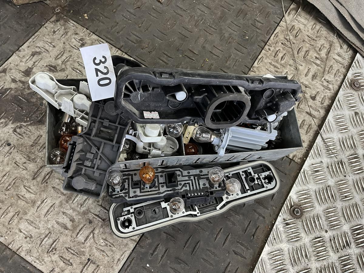 Posten KFZ Birnen / Zubeh&ouml;r?d=2025-12-18 23:09:44