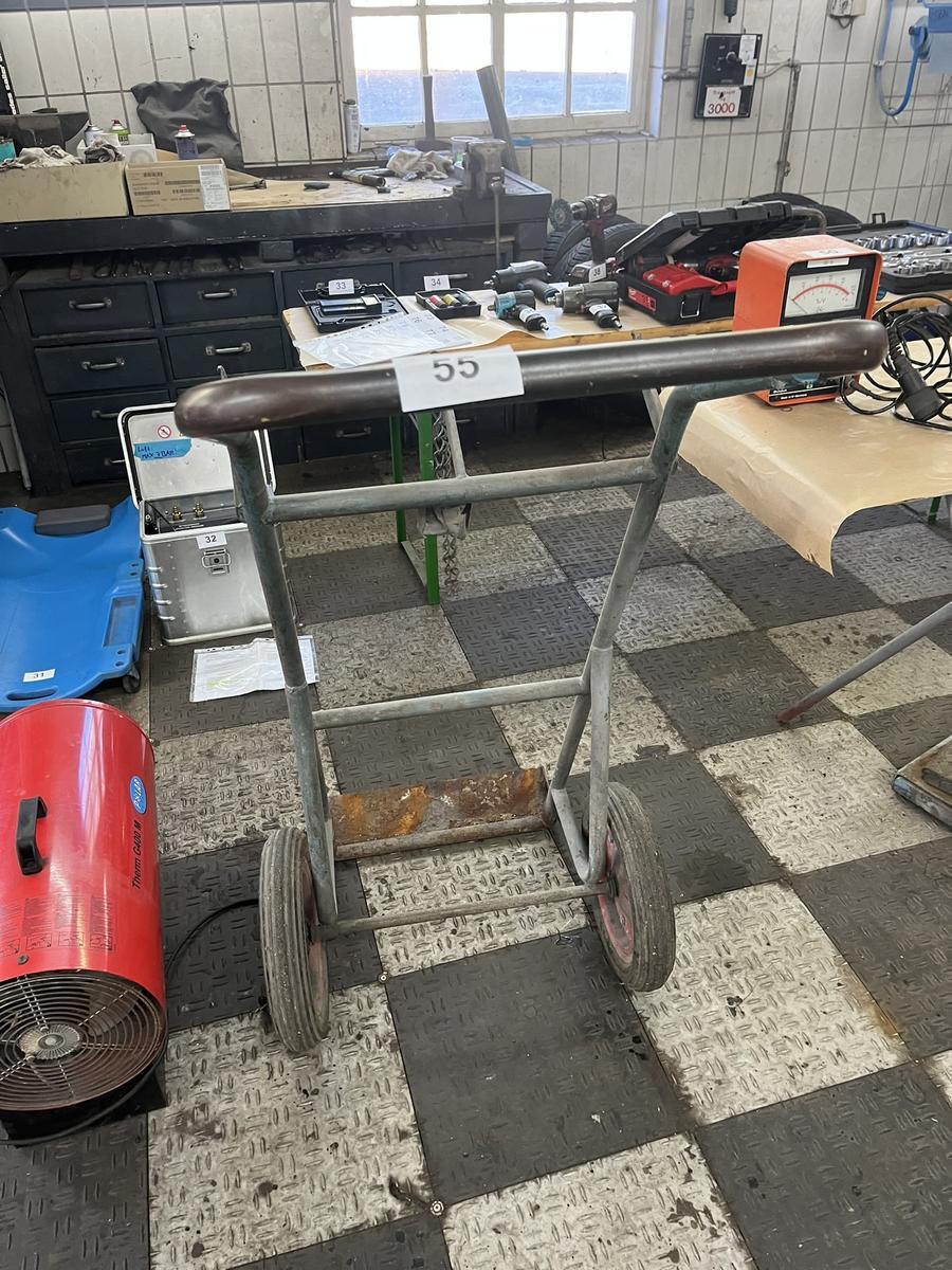 AGA Flaschenwagen f&uuml;r 2 x 33 kg Flaschen?d=2025-12-18 13:14:47
