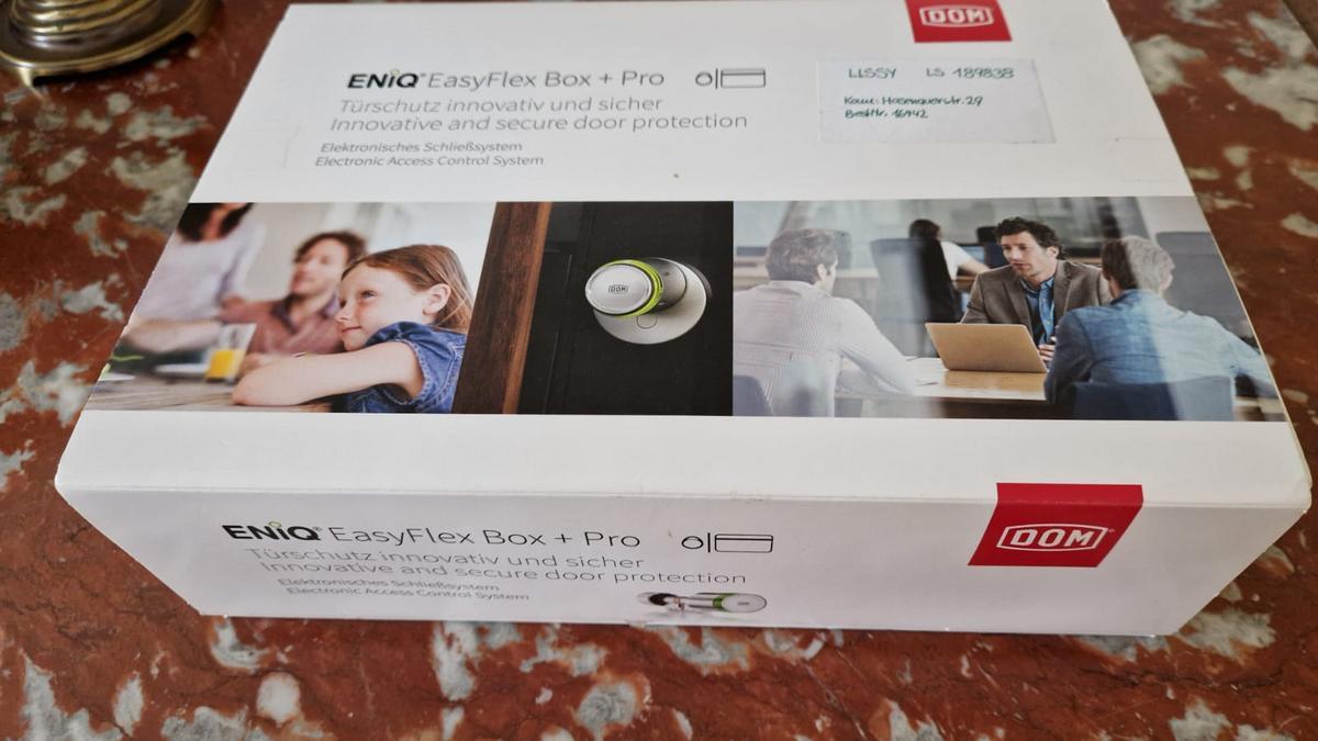 Sicherheitssystem bestehend aus 2 Zylindern mit einer Innenst&auml;rke von 10.08 cm und 12.08 cm, Werkzeugen, Mastercard, 10 Transpondern