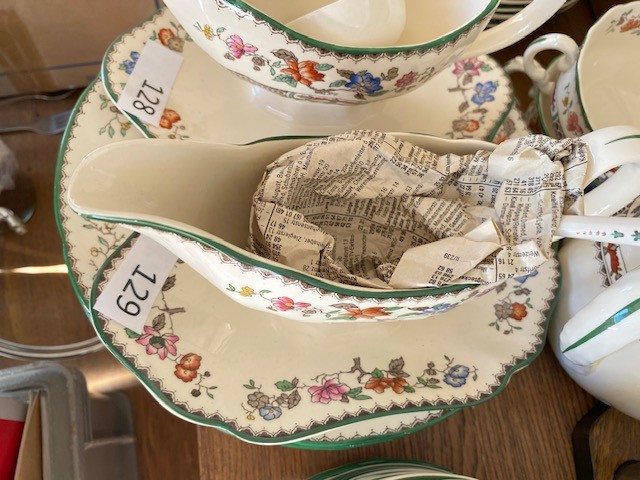 1 Sauciere mit L&ouml;ffel?d=2026-03-07 08:21:32