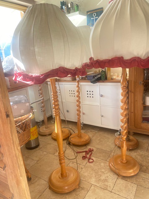 Gedrechselte Lampen 150  und Gro&szlig;e Lampenschirme 55 Durchmesser h&ouml;henverstellbar?d=2026-03-07 06:11:00