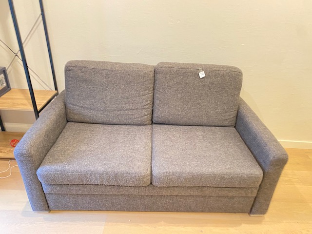 Sofa dunkelgrau 154 x 84?d=2026-03-07 08:21:36