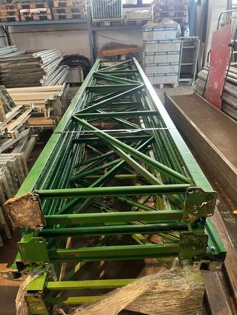 ca. 10.8 Laufmeter Regalanlage, Schwerlastregalsteher 4 Mal 450x80cm und 2 Mal 450x100cm, 5 Felder, 30 Balken, 800kg Nutzlast pro Palette