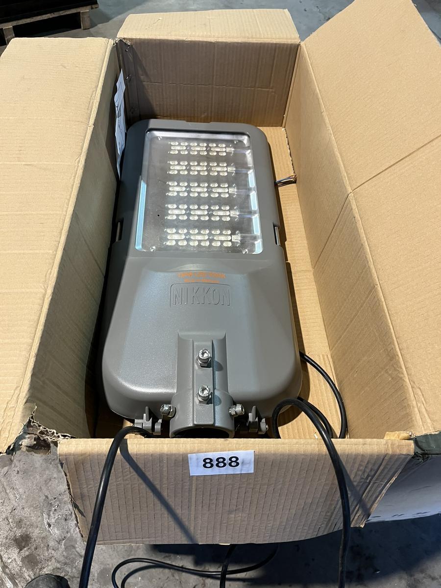 3 St&uuml;ck NIKKON  LED STREET LATERNE neu 190 W