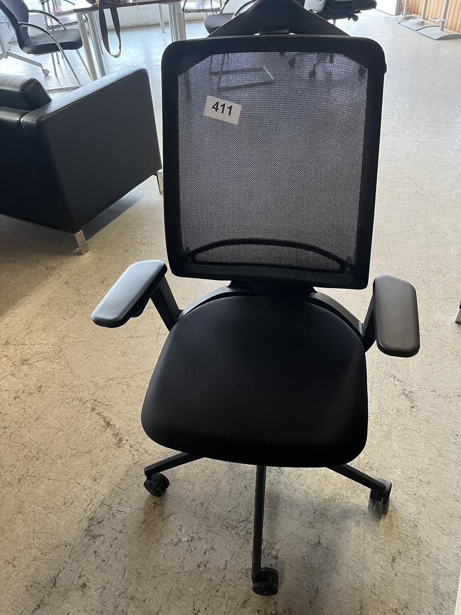 B&uuml;rodrehstuhl Interstuhl h&ouml;henverstellbar?d=2026-03-07 06:36:07