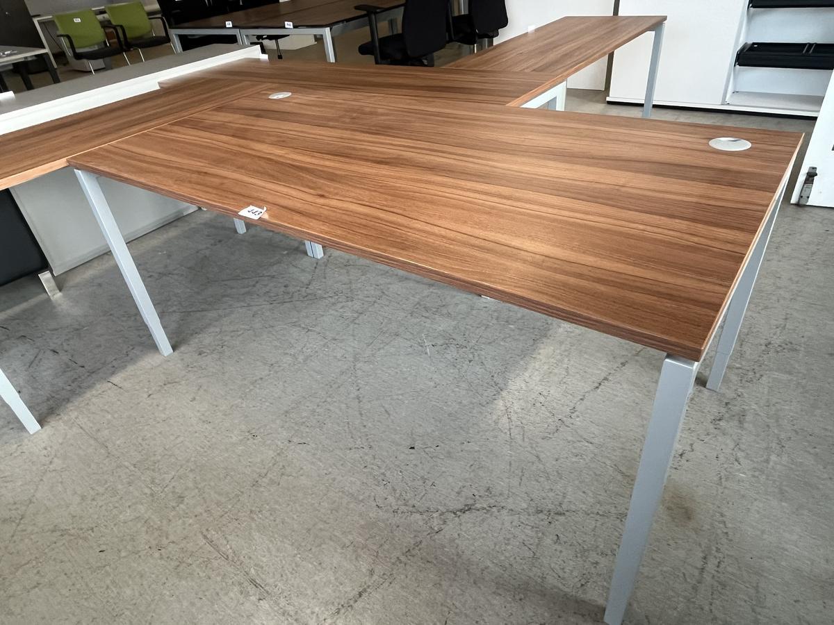 Neud&ouml;rfler Schreibtisch ca. 180/90 cm?d=2026-03-07 06:37:35