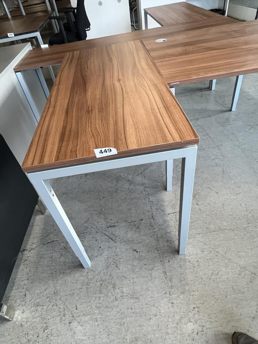 Neud&ouml;rfler Beistelltisch ca. 140/60 cm?d=2026-03-07 06:36:49