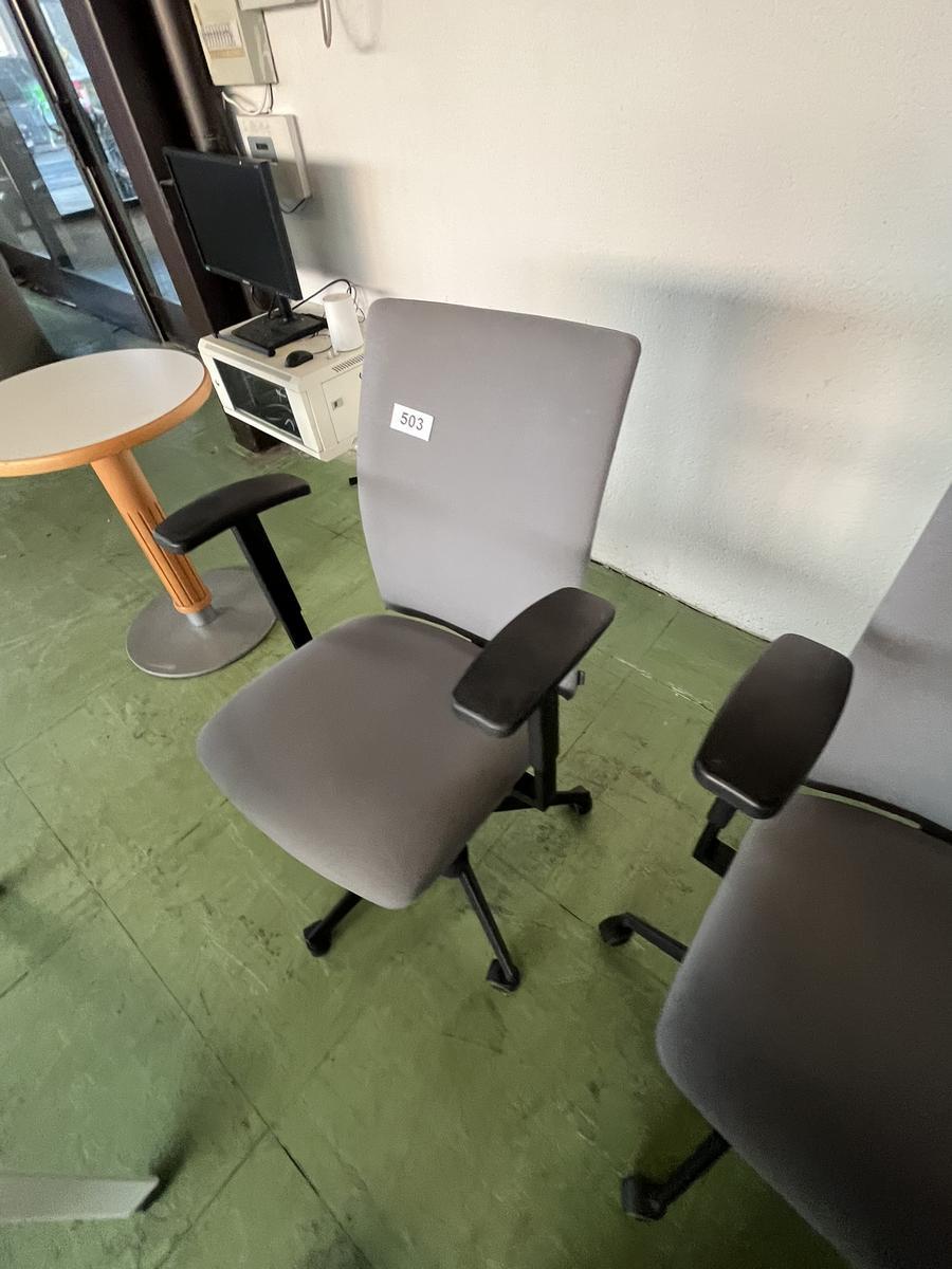 B&uuml;rodrehstuhl mit Armlehne?d=2026-03-07 08:05:53