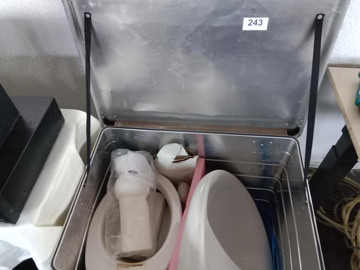 1 Stk. Flachsp&uuml;l WC, 1 Stk. Waschbecken 60x50cm, inkl. Transportbox