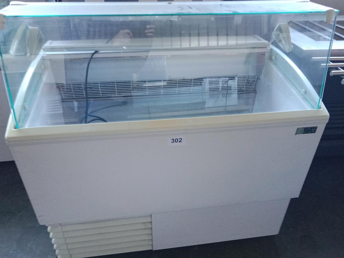 ISA Eisausgabepult SETTA 62 STD, 113x80x120cm?d=2026-03-07 09:00:28