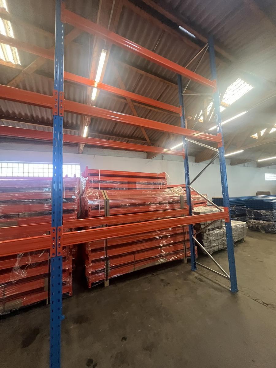 24.30 Laufmeter Schwerlast-Palettenregal H&ouml;he:3000 mm Tiefe:1000 mm