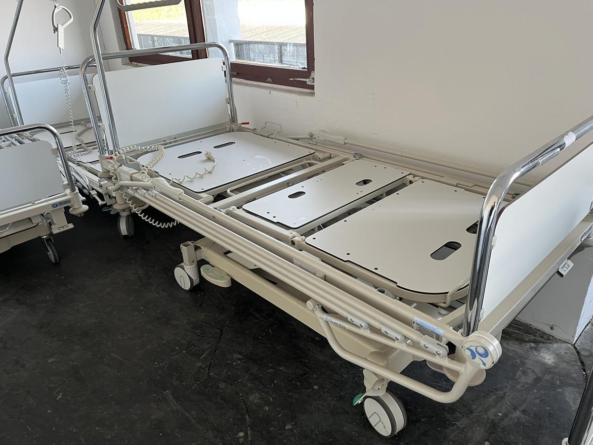 HILL ROM Kranken-, Pflegebett elektrisch verstellbar mit Rollen?d=2026-04-14 09:33:14