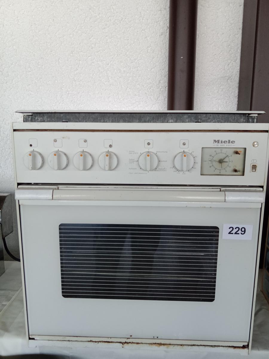 Miele DeLuxe H612 Backofen und Ceranplatte?d=2026-04-14 09:34:51