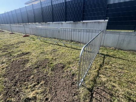 20 Stk. Absperrgitter verzinkt ca. 230x110cm, fabriksneu