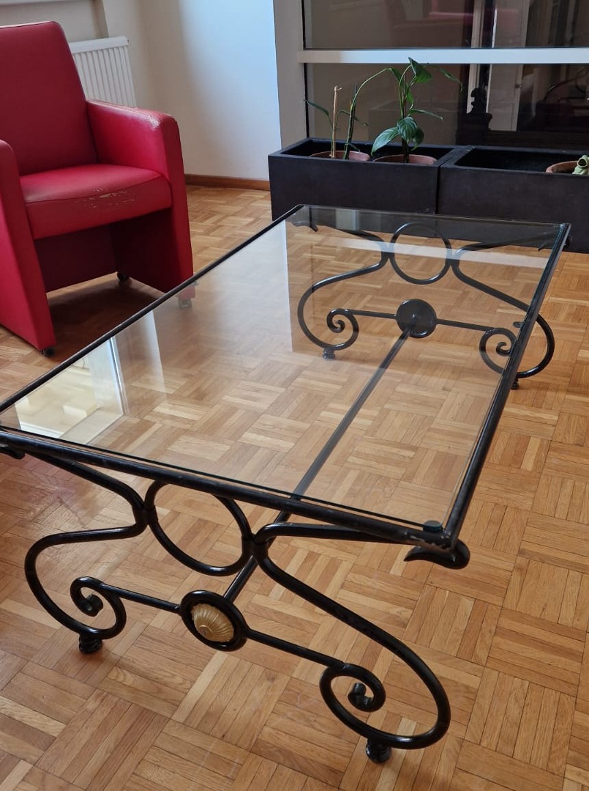 Glastisch, Gu&szlig;eisen, sehr stabil, mit Goldverzierung, 1,23 cm lang x 73 cm breit x 45 cm hoch?d=2026-04-14 07:54:46