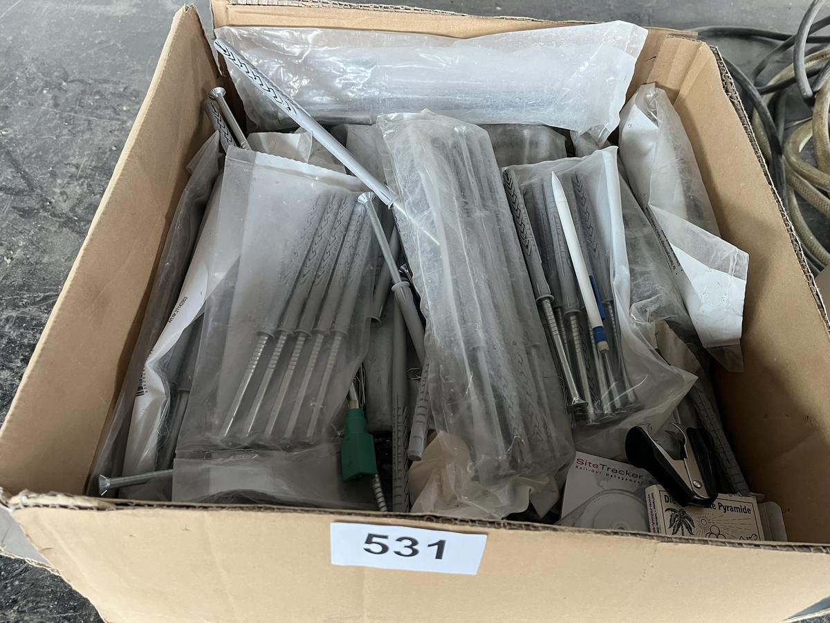 ca. 120 St&uuml;ck DOMOFERM Stahlzargend&uuml;bel 180 T - komplette Karton?d=2026-04-14 07:49:28