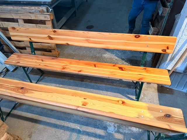 Heurigentisch mit 2 Sitzb&auml;nken klappbar