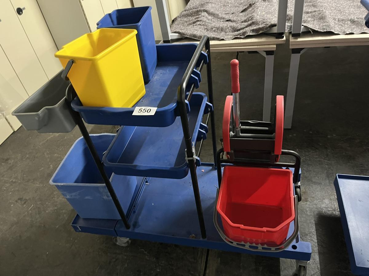 BAYERSAN Reinigungswagenset mit Handpresse?d=2026-04-14 07:54:59