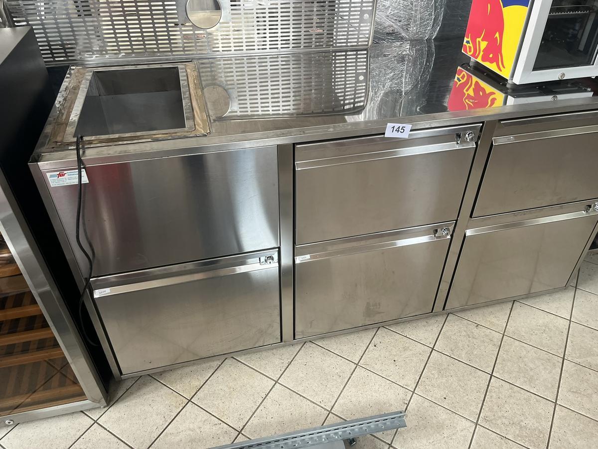 Getr&auml;nkepult mit 5 Laden, ca. 175x70x85cm, mit Sumpf, mit K&uuml;hlung extern?d=2026-04-14 07:54:57