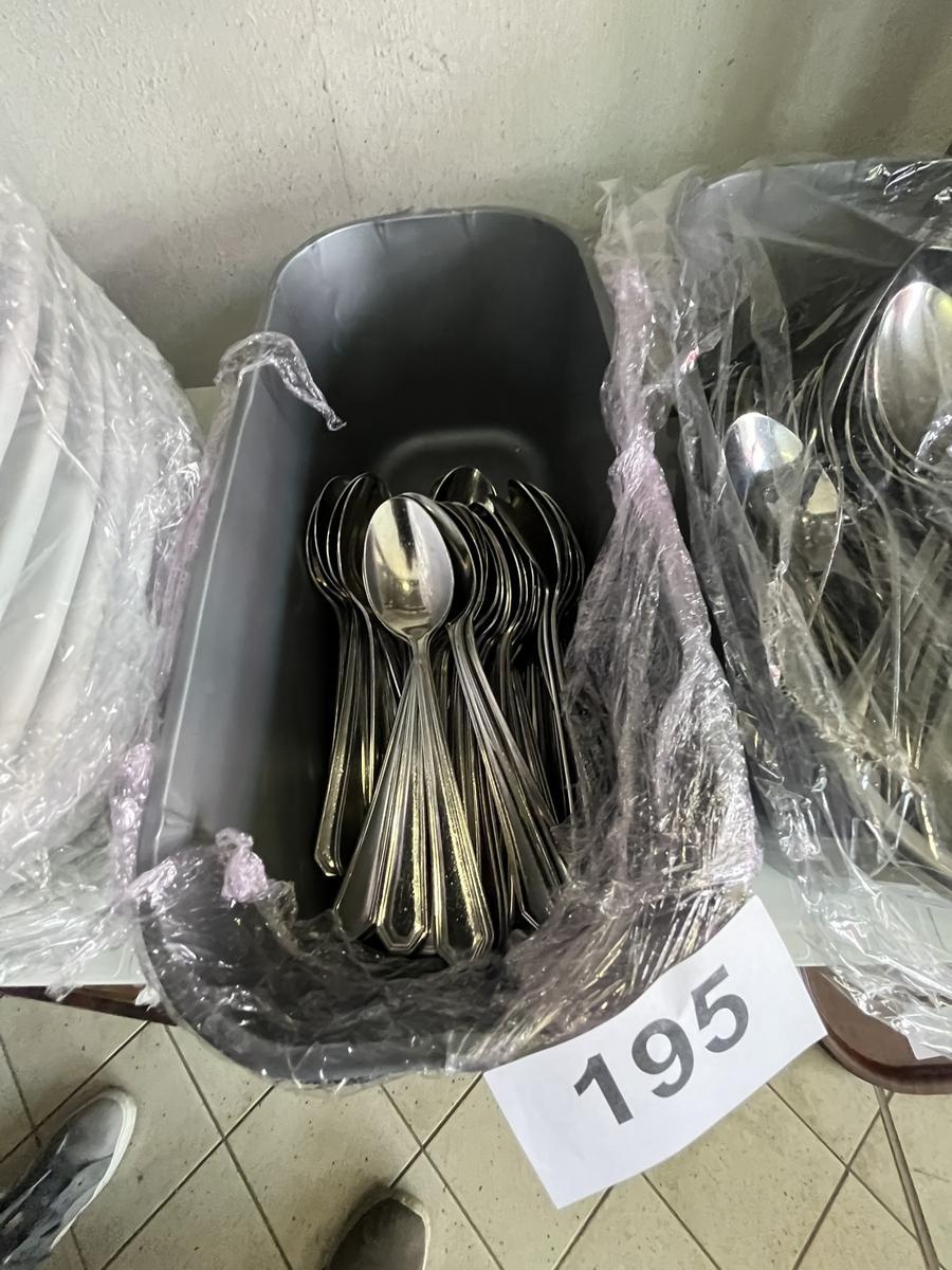 82 Stk. Dessertl&ouml;ffel?d=2026-04-14 12:39:34