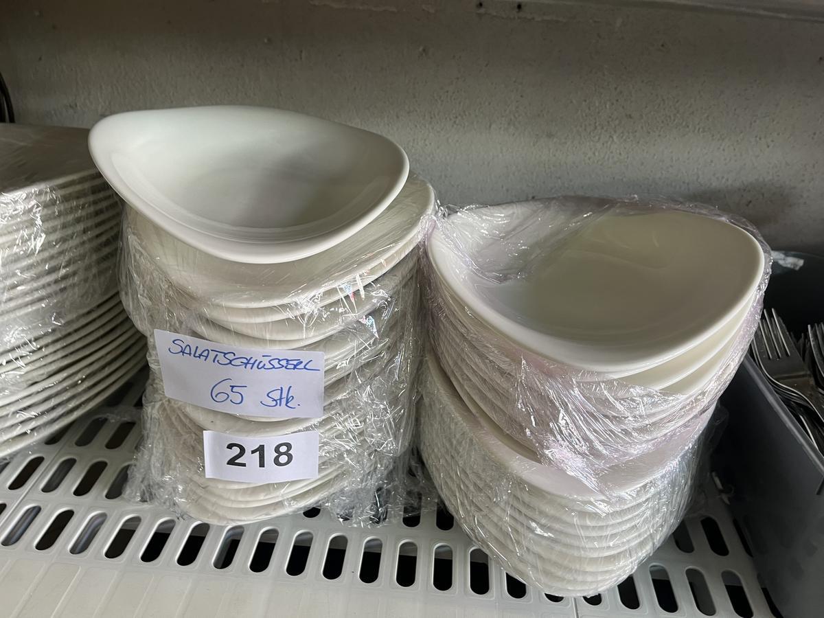 65 Stk. Salatteller, 25x20cm?d=2026-04-14 12:41:15