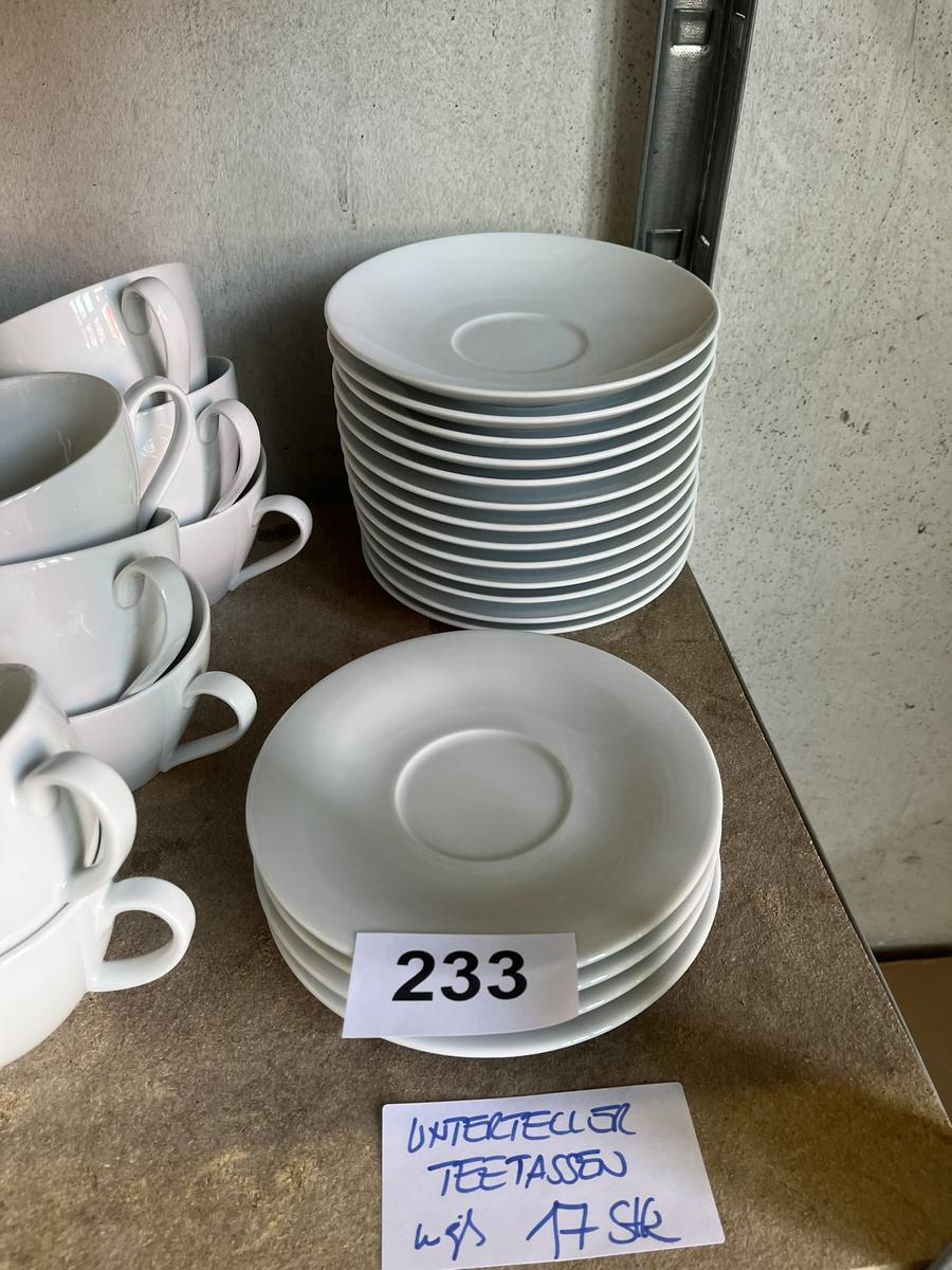 17 Stk. Untertassen, wei&szlig;?d=2026-04-14 13:01:22