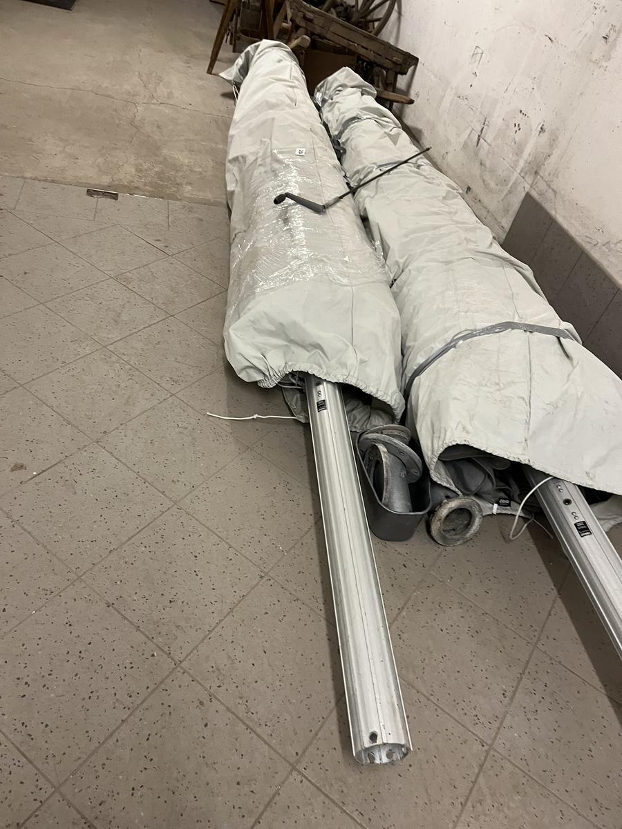 Palazzo Noblesse von Glatz 6 Meter Schirm?d=2026-04-14 13:01:24