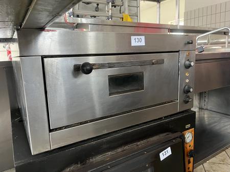 Pizzaofen f�r 4 Pizzen, innen ca. 60x60cm - au�en 83x70x42cm