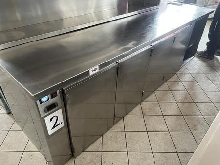 Edelstahl K�chenmodul, 350x76x80cm, mit K�hlung - extern, 4 Fl�gelt�ren