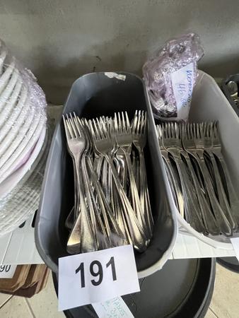 141 Stk. Hauptspeisengabeln