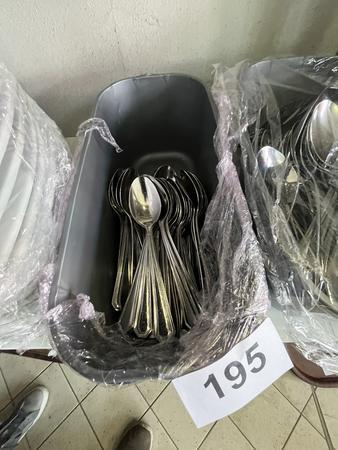 82 Stk. Dessertl�ffel