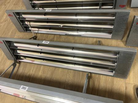 Frico 4500 Watt Heizstrahler f�r Wandmontage, 150x40cm