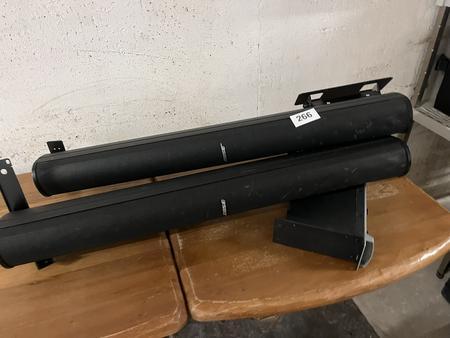 Bose Crown XLS1000 und 2 Stk. M12 mit Wandhalterung