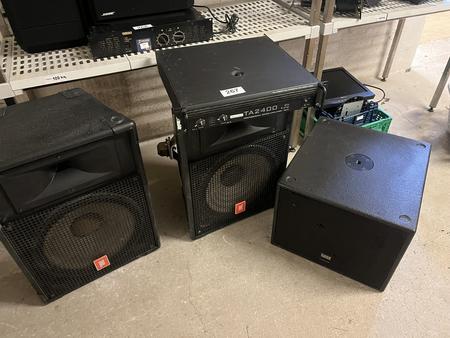 2 Stk. JBL Boxen Typ MR825 und 1 Stk K�nig&Freitag TAZ2400