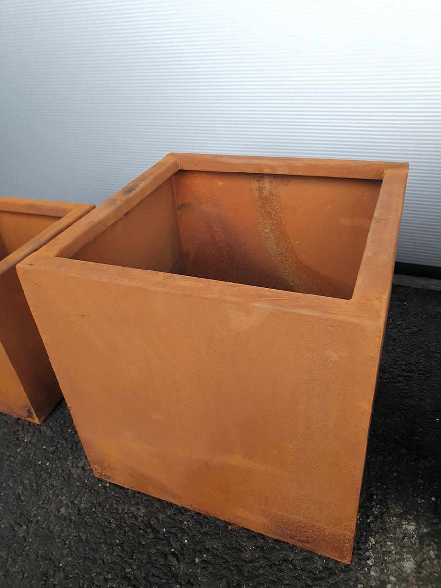 40x40x40cm Terra Corten Cortenstahl Pflanzengef&auml;&szlig; Cube?d=2026-04-14 09:47:34