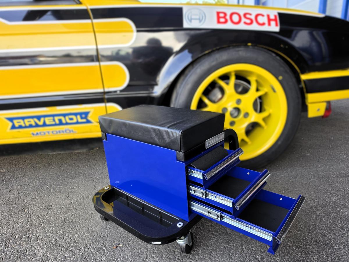 Werkstatthocker mit Laden und Rollen � Blau/Schwarz?d=2026-05-25 21:18:13