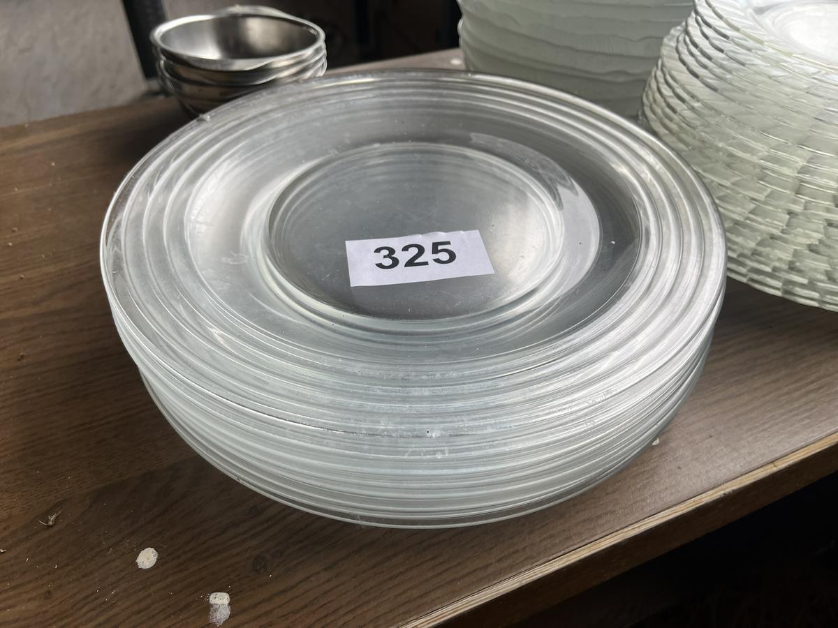 ca. 8 Stk. Glasteller DM 31 cm?d=2026-05-25 20:39:04